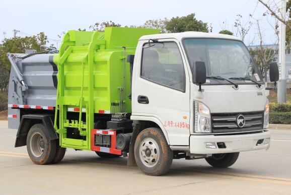程力威牌CLW5040TCAKL6餐廚垃圾車(chē)