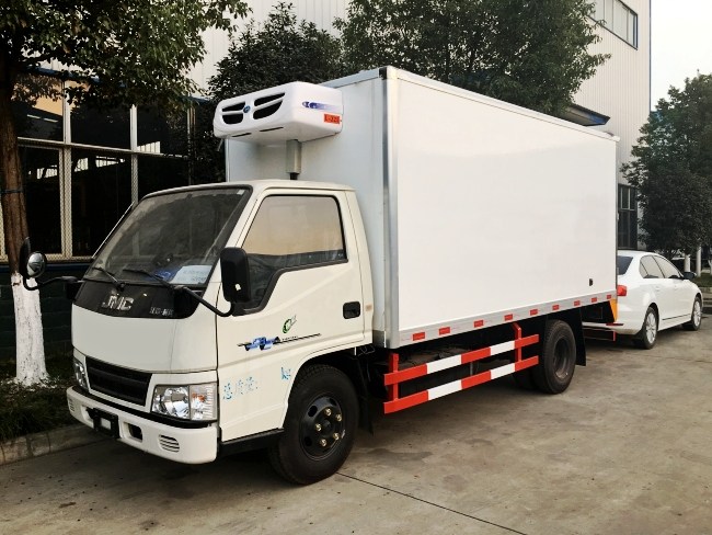 江鈴新順達(dá)國(guó)五4.1米冷藏車