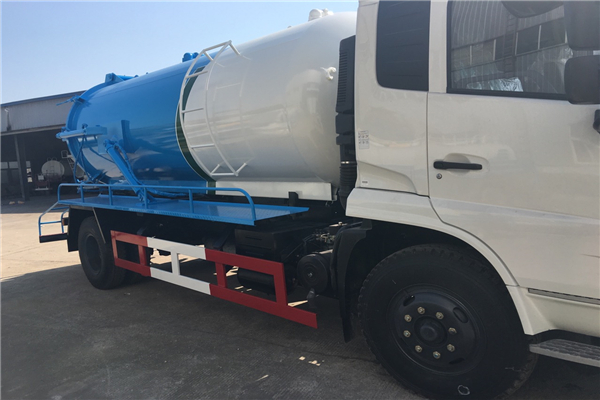 5方吸糞車清理化糞池的作業(yè)程序、規(guī)范和注意事項(xiàng)