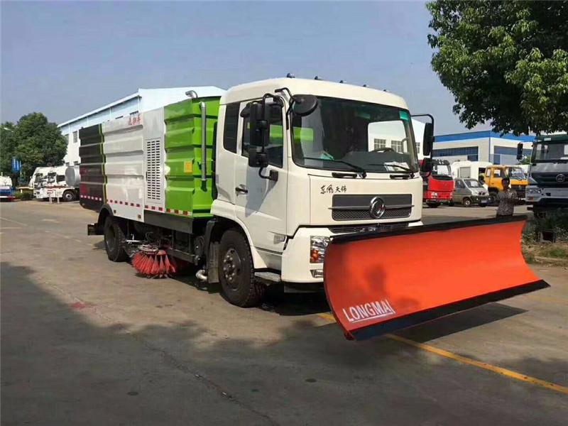 東風(fēng)多利卡掃路車無噪音，效率高風(fēng)量大，使用壽命長