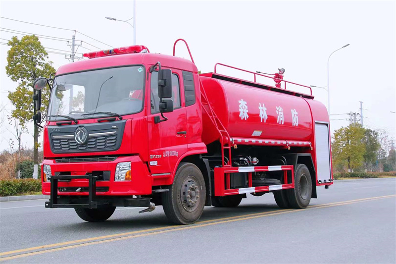 東風(fēng)天錦森林消防灑水車(chē)
