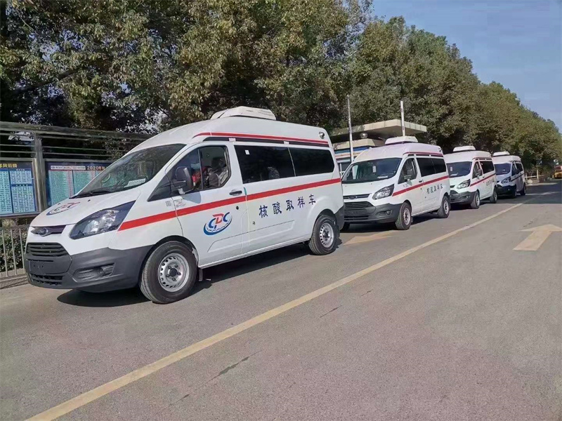 疫情反彈，救護(hù)車核酸采樣車大量現(xiàn)車供應(yīng)