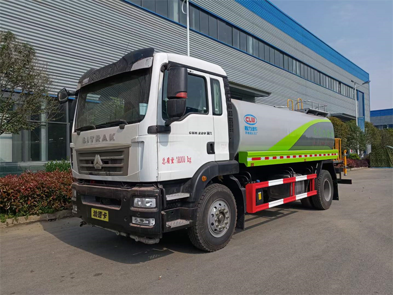重汽汕德卡單橋13.6方灑水車(chē)