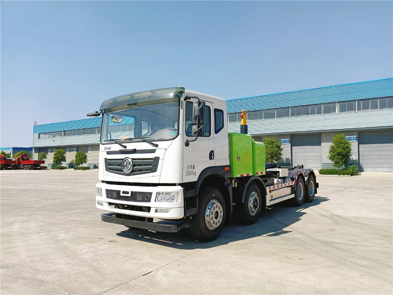 東風(fēng)華神前四后八純電動(dòng)勾臂車(chē)