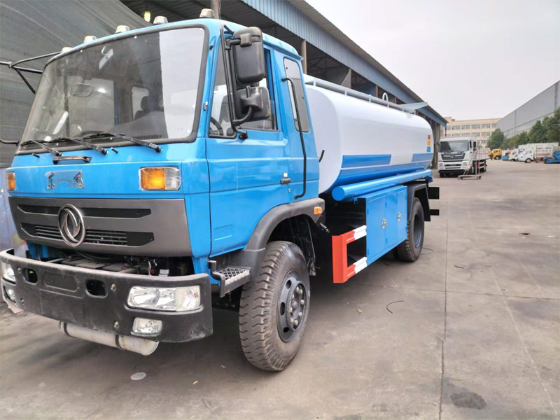 國(guó)三工地灑水車(chē)專(zhuān)用